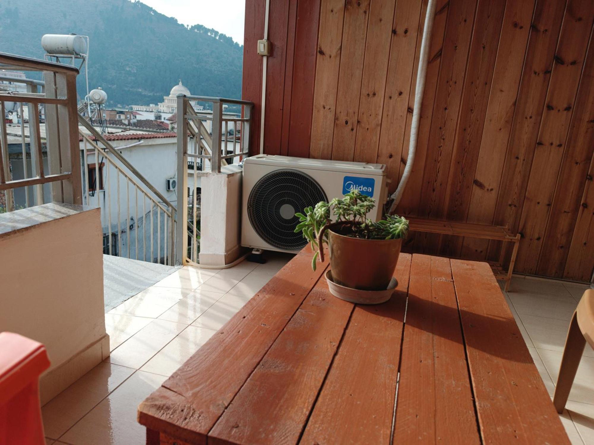 Guesthouse Eva Suite Berat Exterior photo